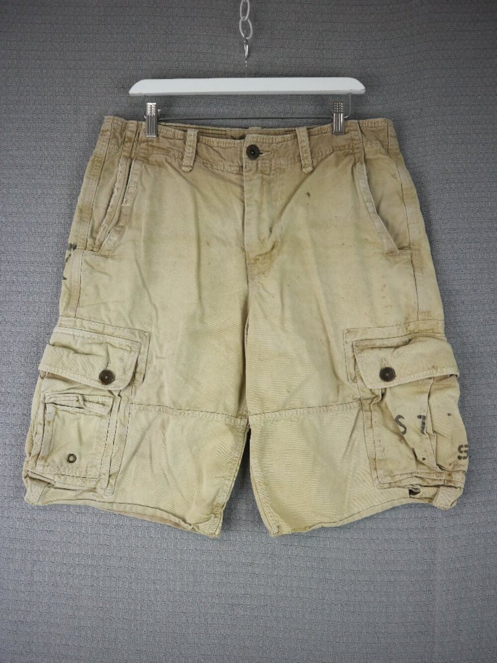American Eagle Outfitters Baggy Cargo Distressed Shorts Mens 35W